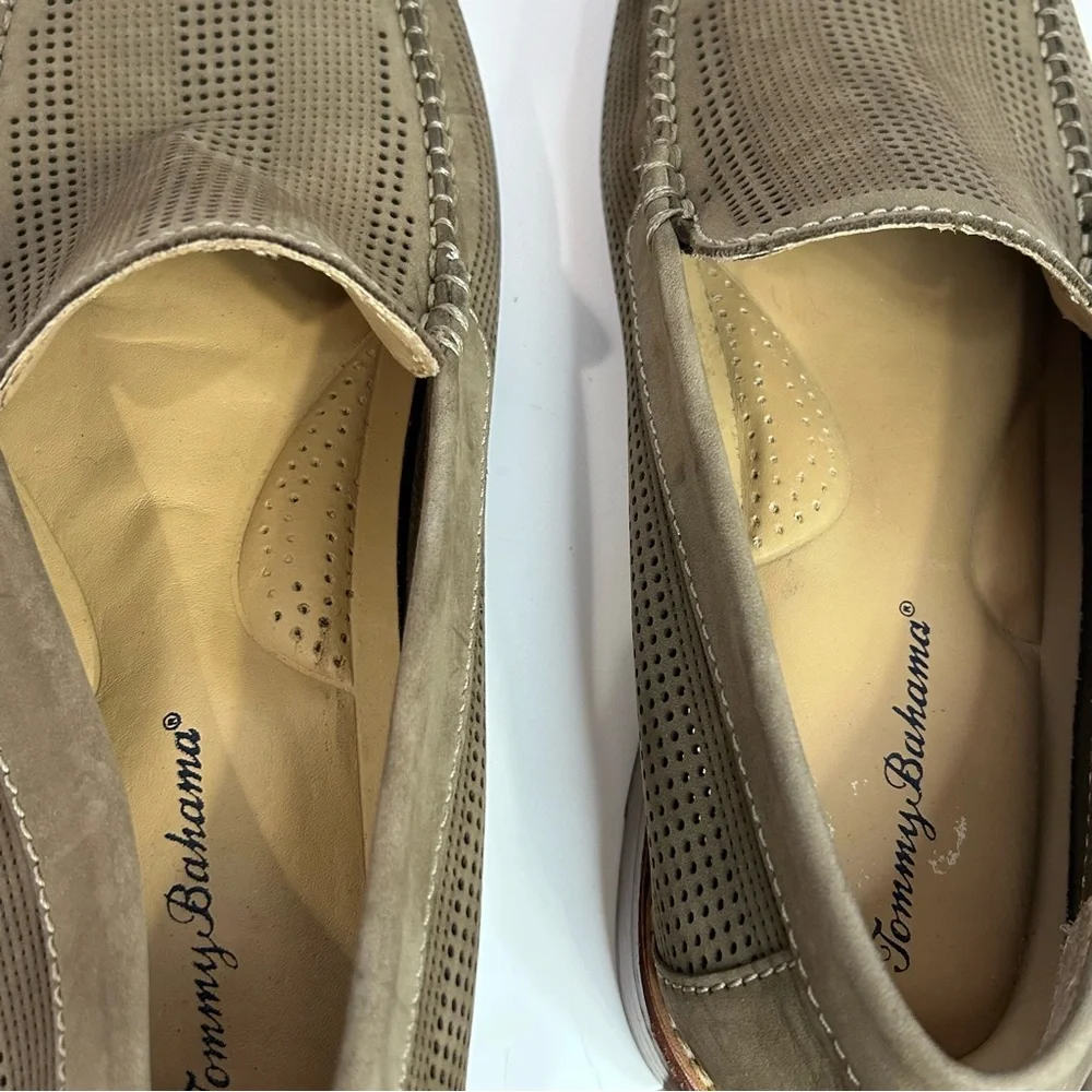 Tommy Bahama Felton Loafer Nubuck Perforated Slip-On Shoes Mushroom Size 8.5D